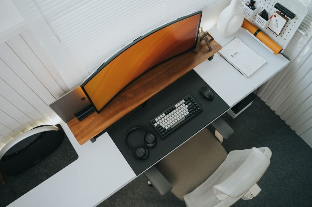 The Weekly Digital Declutter Routine: 5 Steps to Prevent Desktop Chaos and Cloud Bloat