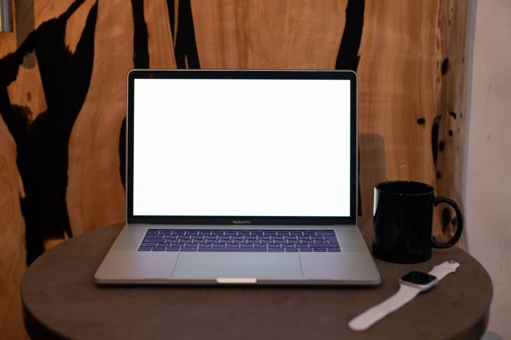 Digital Note-Taking Systems Compared: Obsidian vs Notion vs Apple Notes for Fast Retrieval
